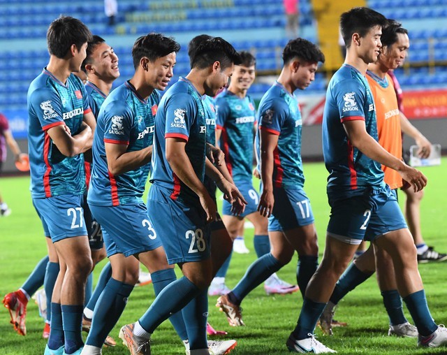 Trận đấu giao hữu giữa ĐT Việt Nam và ĐT Syria sẽ diễn ra trên SVĐ Thiên Trường (Nam Định) vào 19h30 ngày 20/6.