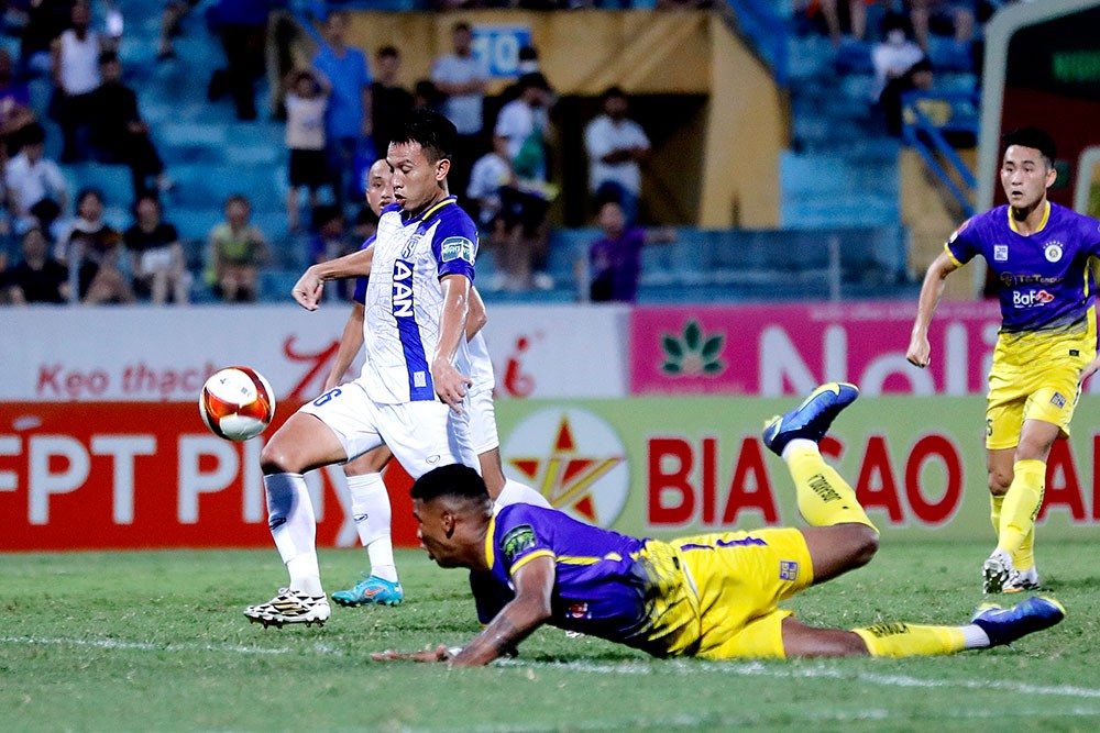 Giai đoạn I V.League 2023 khép lại với nhiều bất ngờ. Ảnh: VPF Giai đoạn I V.League 2023 khép lại với nhiều bất ngờ. Ảnh: VPF