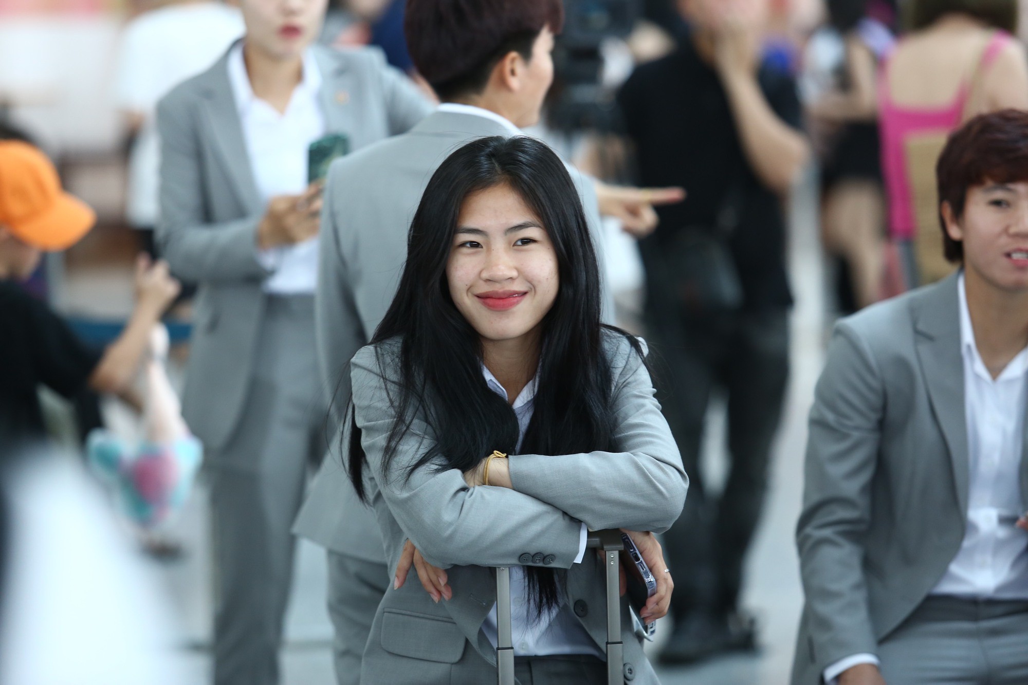 Chùm ảnh: Thầy trò HLV Mai Đức Chung trước giờ lên đường dự World Cup 2023 - Ảnh 1