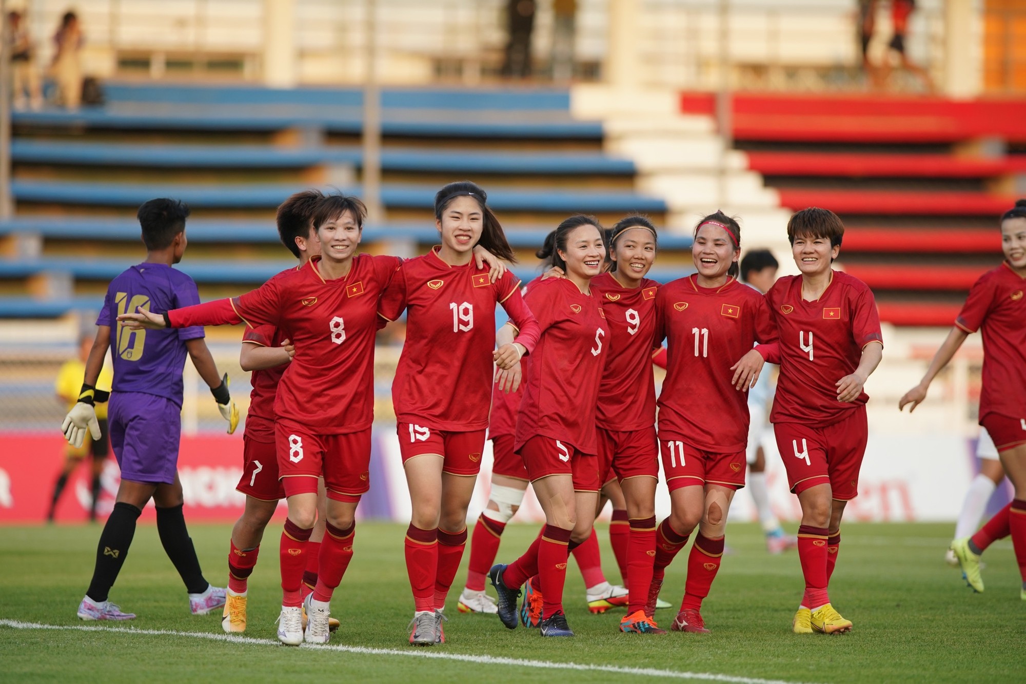 World Cup 2023: ĐT nữ Việt Nam có đến 9 cầu thủ dưới 1m60 - Ảnh 1 World Cup 2023: ĐT nữ Việt Nam có đến 9 cầu thủ dưới 1m60 - Ảnh 1