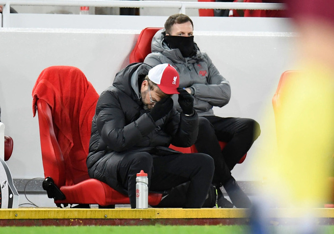 Liverpool không thắng 5 trận liên tiếp, kém M.U 6 điểm: Chuyện gì đang xảy ra? - Ảnh 1 Liverpool không thắng 5 trận liên tiếp, kém M.U 6 điểm: Chuyện gì đang xảy ra? - Ảnh 1