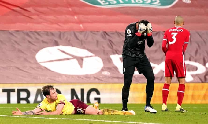 Cơn bão chấn thương cùng sự sa sút của hàng loạt trụ cột là những nguyên nhân chính đẩy Liverpool vào khủng hoảng Cơn bão chấn thương cùng sự sa sút của hàng loạt trụ cột là những nguyên nhân chính đẩy Liverpool vào khủng hoảng