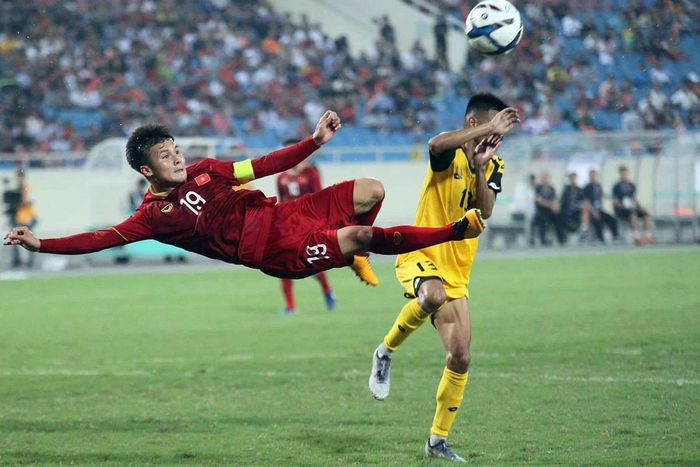 M.U đổ lỗi cho trọng tài sau trận thua; trận đấu đầu tiên của V.League phải hoãn vì Covid-19 - Ảnh 2 M.U đổ lỗi cho trọng tài sau trận thua; trận đấu đầu tiên của V.League phải hoãn vì Covid-19 - Ảnh 2