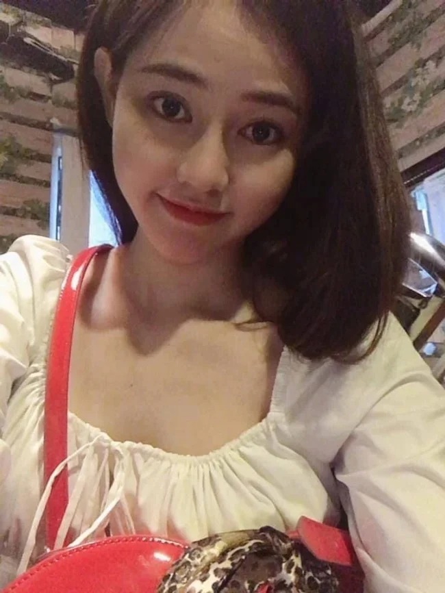 Cùng với số tiền hỗ trợ từ các tấm lòng hảo tâm, bà mẹ đơn thân đã nhận đủ tiền để trả nợ. Ảnh: Internet Cùng với số tiền hỗ trợ từ các tấm lòng hảo tâm, bà mẹ đơn thân đã nhận đủ tiền để trả nợ. Ảnh: Internet