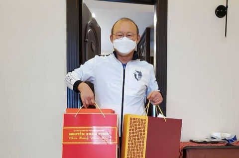 Jurgen Klopp bảo vệ trò cưng sau thất bại, HLV Park Hang Seo nhận quà Tết từ Thủ tướng - Ảnh 6 Jurgen Klopp bảo vệ trò cưng sau thất bại, HLV Park Hang Seo nhận quà Tết từ Thủ tướng - Ảnh 6