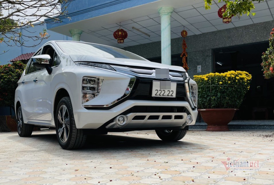 Chiếc xe biển ngũ quý 2 được rao bán với giá 1,4 tỷ đồng. Ảnh: Vietnamnet