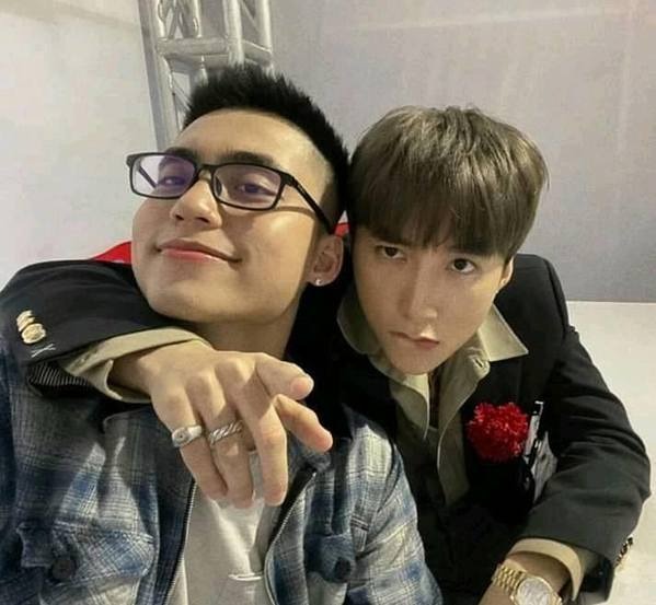 Sơn Tùng nghi vấn lãnh hậu quả sau drama 'trà xanh', em trai có chia sẻ đáng chú ý giữa 'tâm bão' - Ảnh 1 Sơn Tùng nghi vấn lãnh hậu quả sau drama 'trà xanh', em trai có chia sẻ đáng chú ý giữa 'tâm bão' - Ảnh 1