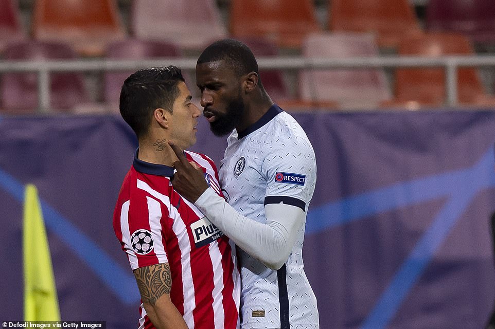 Giroud lập siêu bàn thắng giúp Chelsea có lợi thế, Bayern nhấn chìm đối thủ bằng mưa bàn thắng - Ảnh 1