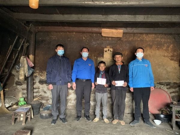 Nhờ sự giúp đỡ của các mạnh thường quân mà cuộc sống của Sò đã có nhiều thay đổi. Ảnh: Internet Nhờ sự giúp đỡ của các mạnh thường quân mà cuộc sống của Sò đã có nhiều thay đổi. Ảnh: Internet