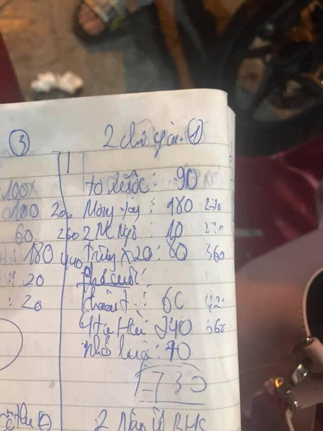 Nhìn hóa đơn thanh toán cũng đủ ngán ngẩm. Ảnh: FBNV