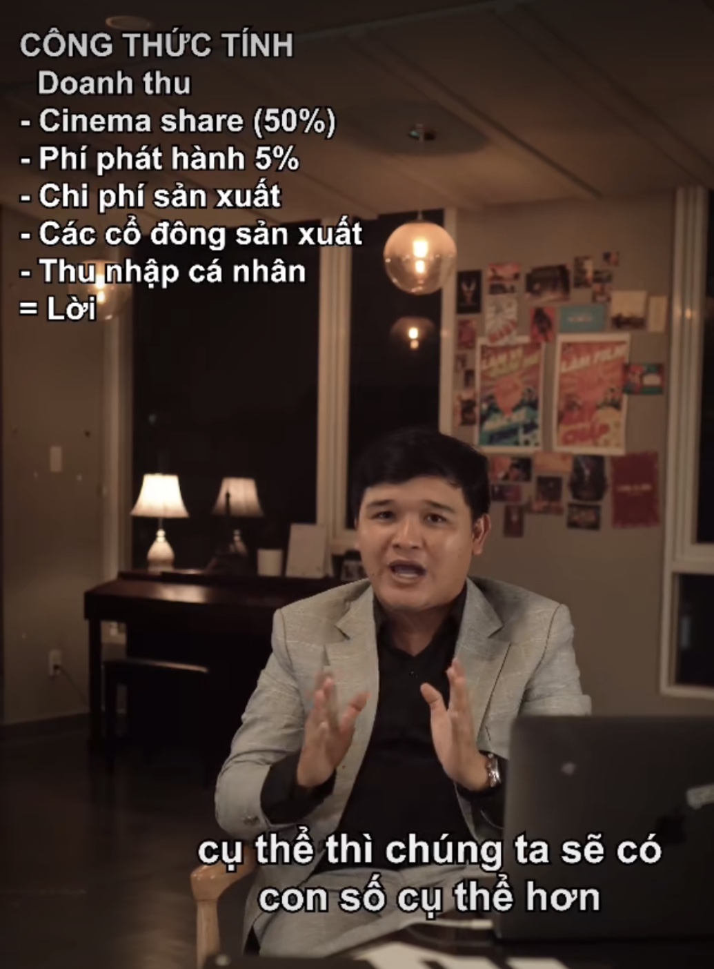 Đạo diễn Võ Thanh Hòa đưa ra công thức tính cụ thể. Ảnh chụp từ video