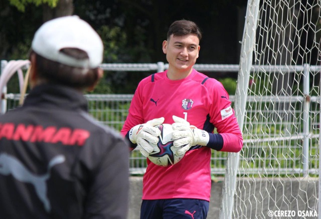 Văn Lâm đã có 4 tháng không thi đấu chuyên nghiệp. Ảnh: Cerezo Osaka Văn Lâm đã có 4 tháng không thi đấu chuyên nghiệp. Ảnh: Cerezo Osaka