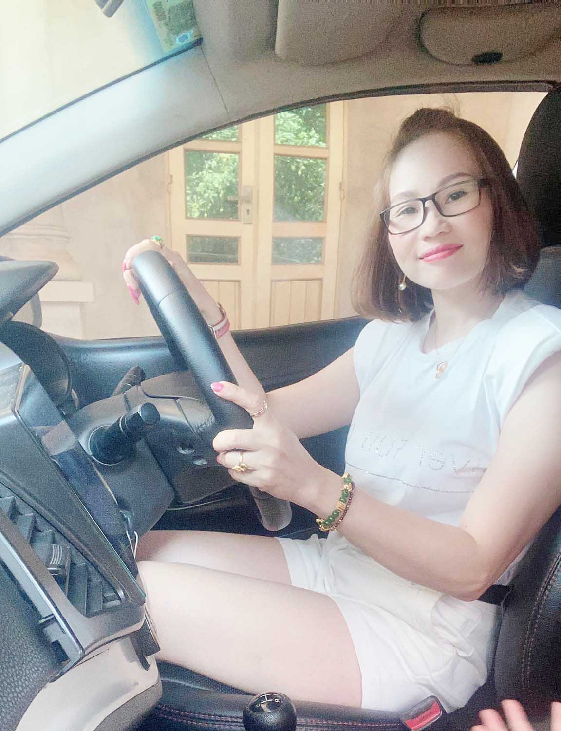 Chị Tuyết, người đăng tải đoạn clip trên TikTok. Ảnh: Internet