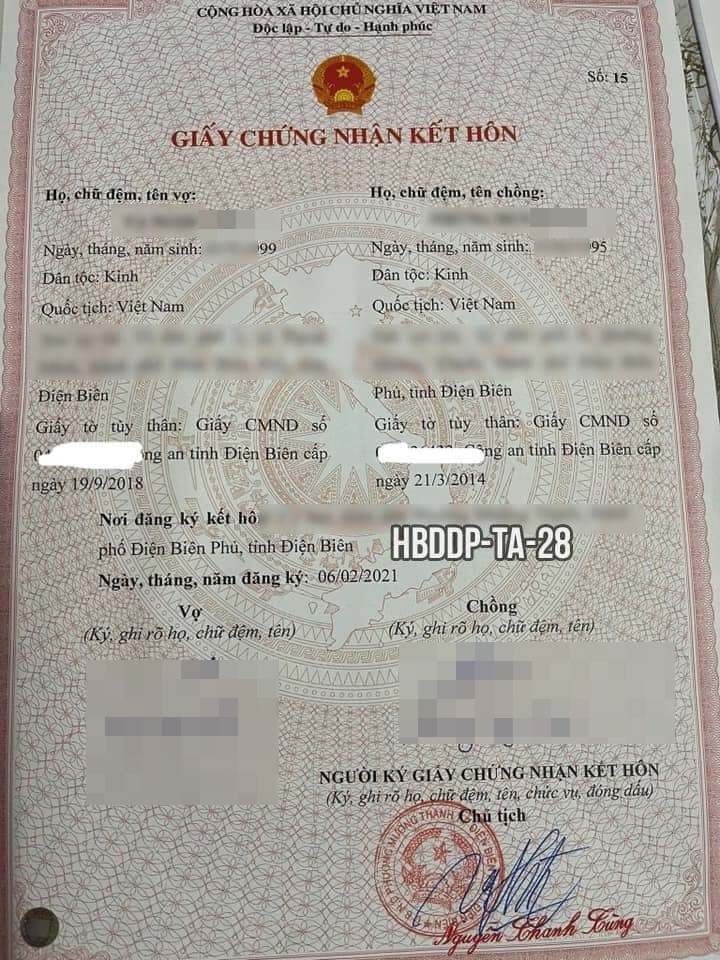 Tờ giấy chứng nhận đăng ký kết hôn đã có, nhưng đám cưới lại chẳng bao giờ xảy ra. Ảnh: NVCC Tờ giấy chứng nhận đăng ký kết hôn đã có, nhưng đám cưới lại chẳng bao giờ xảy ra. Ảnh: NVCC