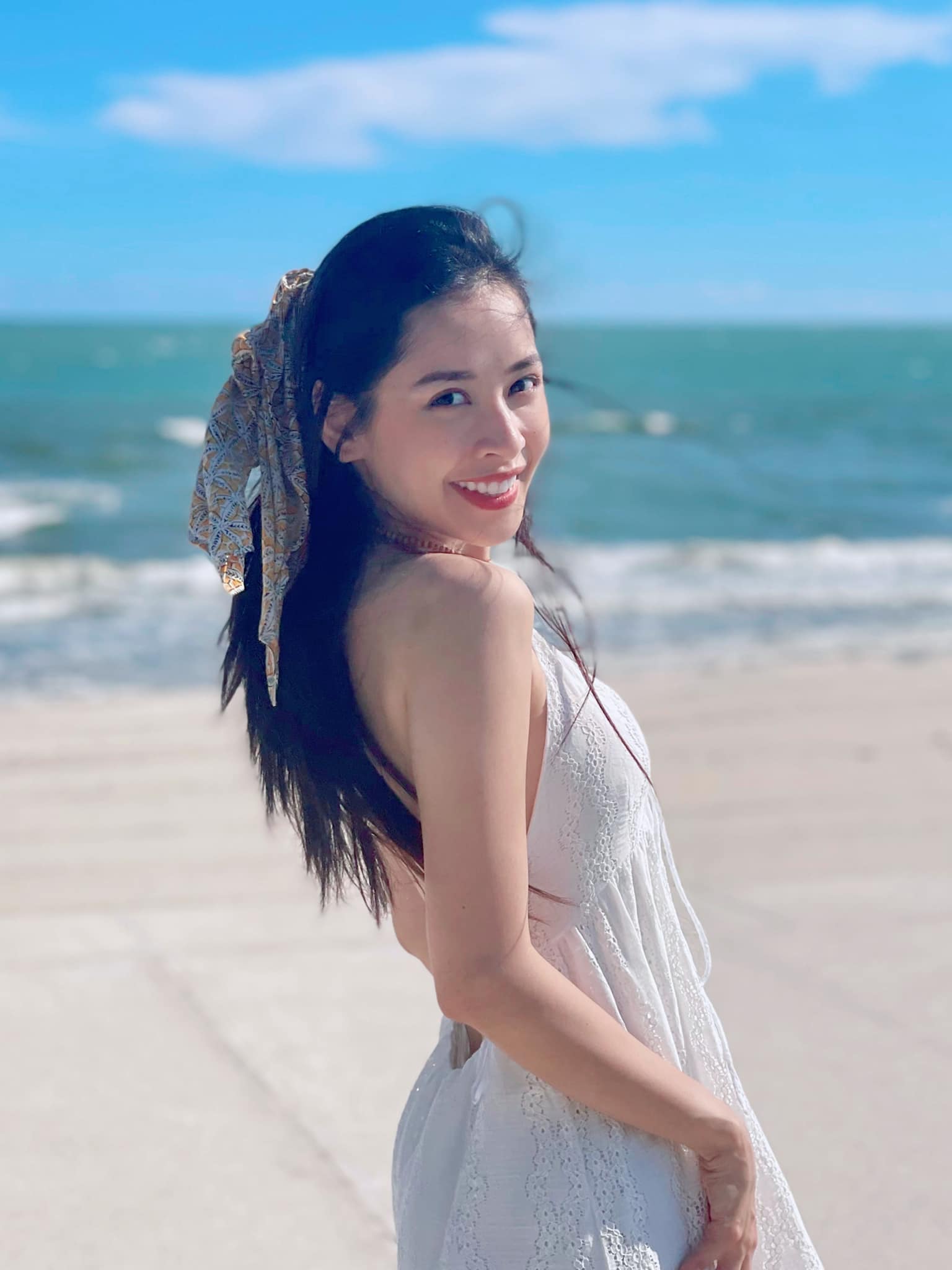 Báo Trung gọi Chi Pu là 'đệ nhất mỹ nữ Việt Nam', dân tình mỉa mai: 'Chắc chưa nghe đến giọng hát'  - Ảnh 2