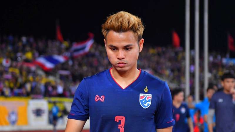 Hậu vệ trái Theerathon Bunmathan đã từ chối lên tuyển lần này. Ảnh: Goal Hậu vệ trái Theerathon Bunmathan đã từ chối lên tuyển lần này. Ảnh: Goal