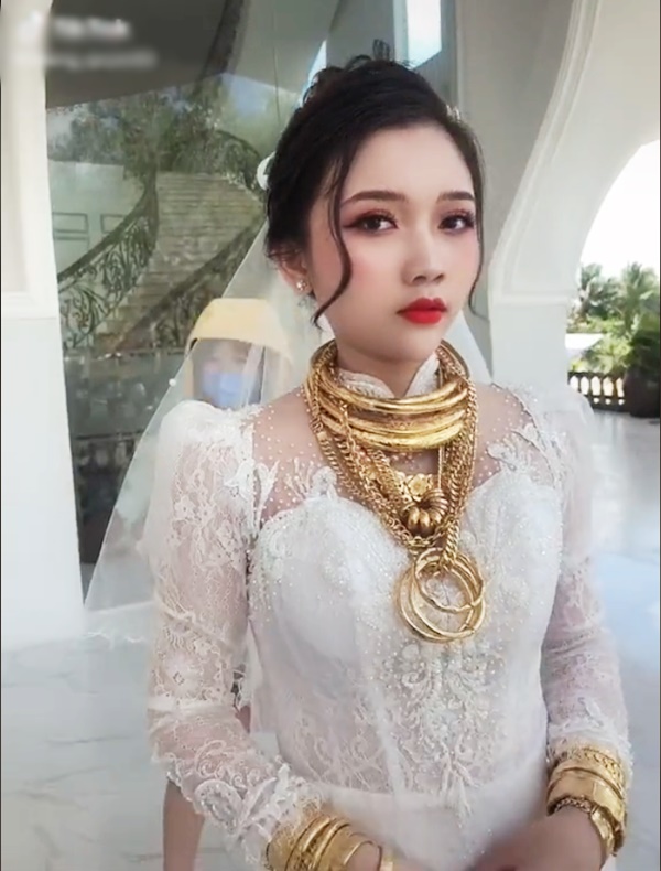 Ảnh chụp từ clip Ảnh chụp từ clip