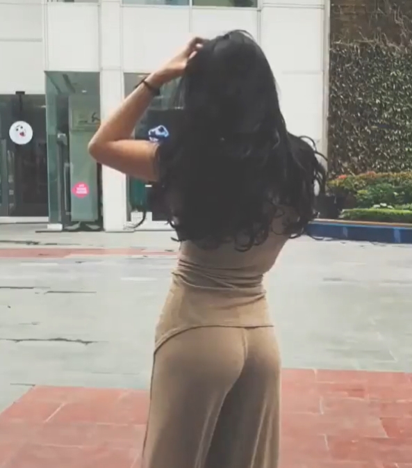 Hot girl Anh Thư khoe loạt ảnh riêng tư, phơi bày nhan sắc thật - Ảnh 8 Hot girl Anh Thư khoe loạt ảnh riêng tư, phơi bày nhan sắc thật - Ảnh 8