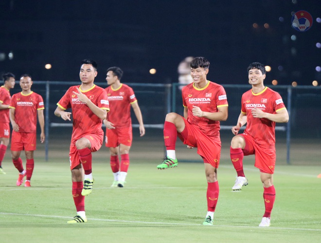 Việt Nam - Indonesia vòng loại World Cup 2022: Hết giờ  5