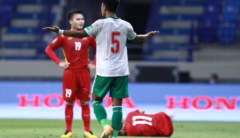 Việt Nam - Indonesia vòng loại World Cup 2022: Hết giờ  2