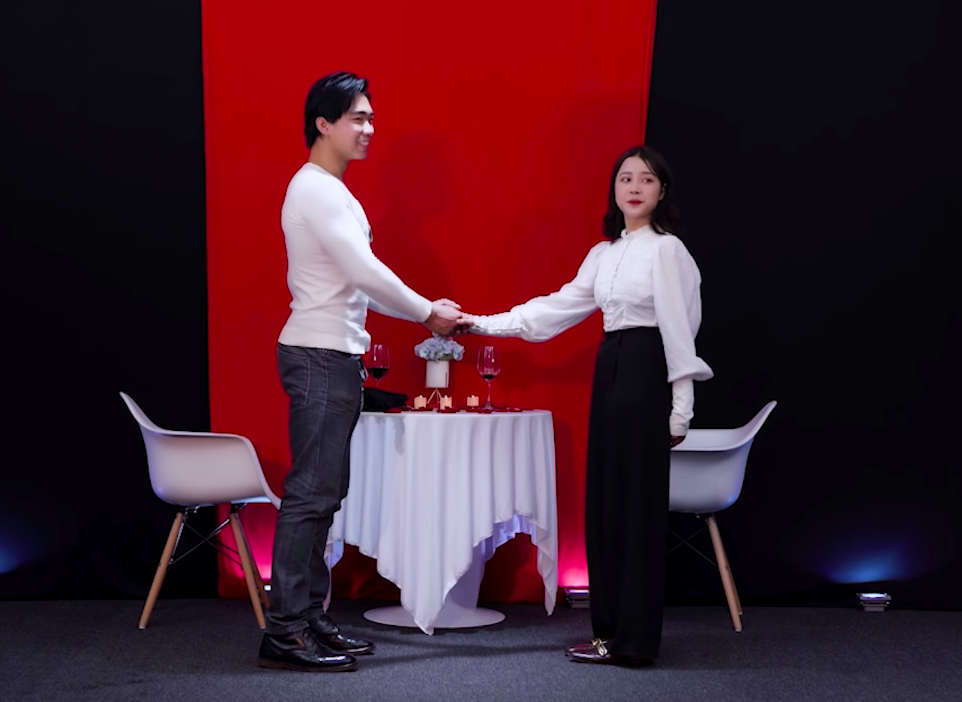 'Nữ thần' mới xuất hiện trong gameshow tỏ tình: Bạn trai không cần giàu, chỉ cần cao trên 1m72 5 'Nữ thần' mới xuất hiện trong gameshow tỏ tình: Bạn trai không cần giàu, chỉ cần cao trên 1m72 5