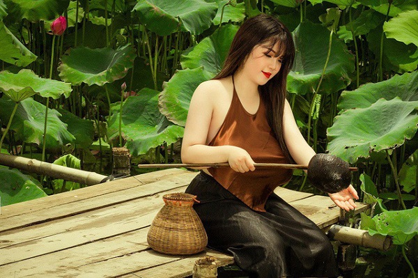 Hot girl khoe 'tòa thiên nhiên' 110 cm công khai bán nội dung 18+ trên trang cá nhân, đòi phải trả 2 triệu để xem full - Ảnh 2 Hot girl khoe 'tòa thiên nhiên' 110 cm công khai bán nội dung 18+ trên trang cá nhân, đòi phải trả 2 triệu để xem full - Ảnh 2