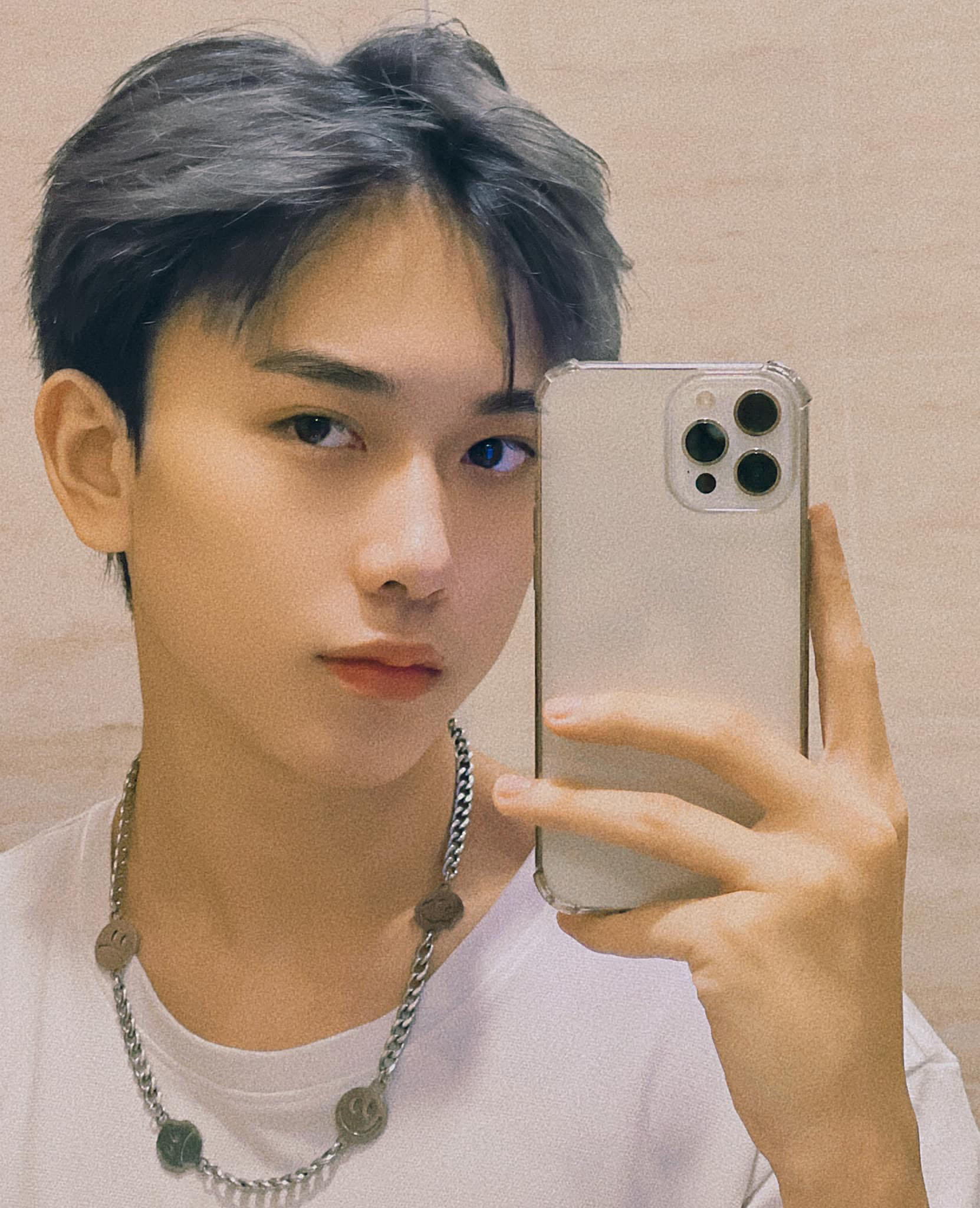 Ngô Quyền Linh là ai? Chân dung chàng hot boy TikTok vướng vào lùm xùm làm bạn gái có bầu rồi chối bỏ 7 Ngô Quyền Linh là ai? Chân dung chàng hot boy TikTok vướng vào lùm xùm làm bạn gái có bầu rồi chối bỏ 7