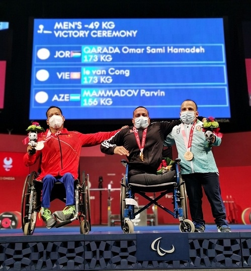 VĐV cử tạ Việt Nam thi đấu xuất thần, đem về tấm Huy chương bạc tại Paralympic 2