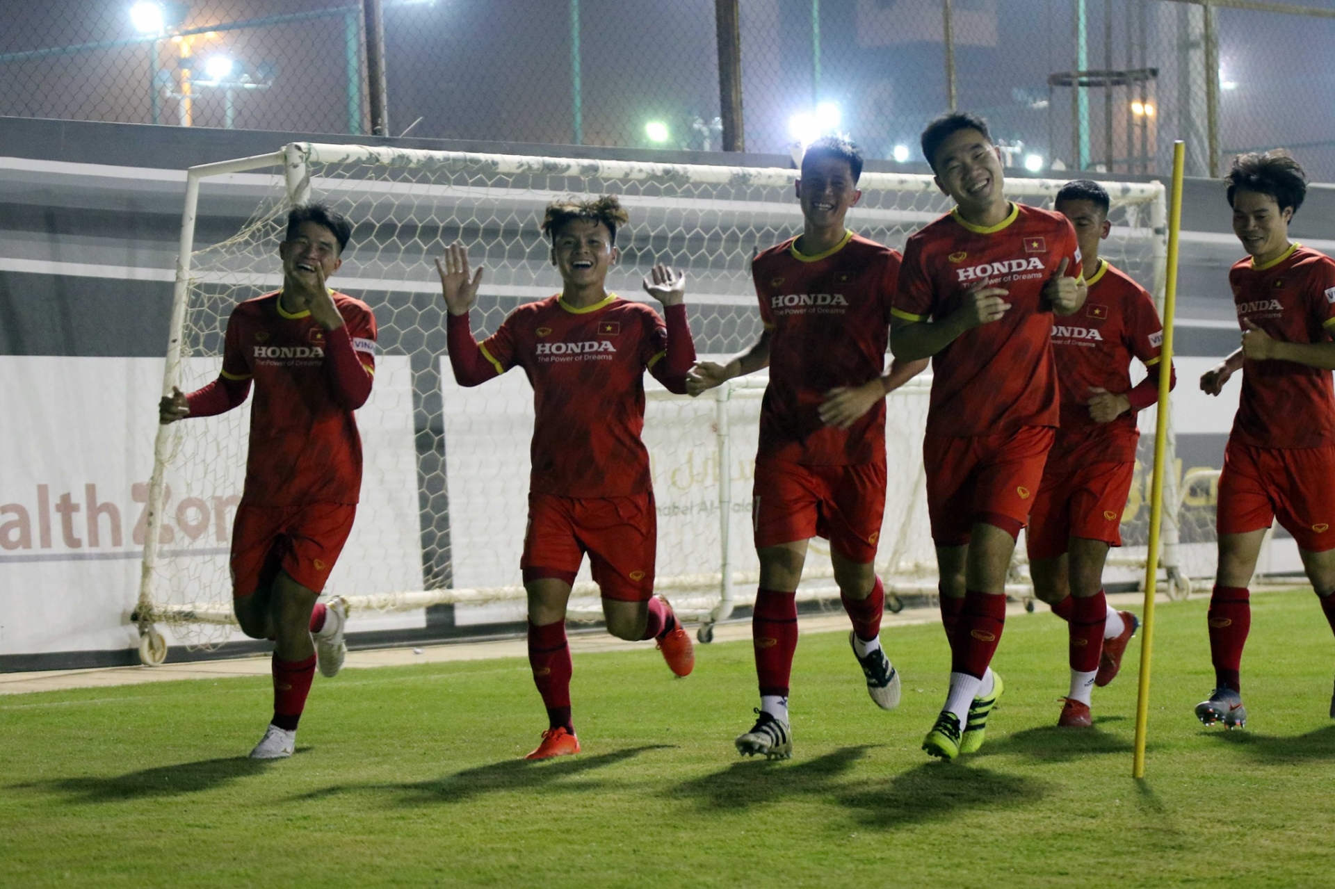 Chuyên gia người Ả Rập Xê Út cho rằng HLV của đội nhà chỉ đang chơi chiêu để dụ thầy Park vào bẫy.