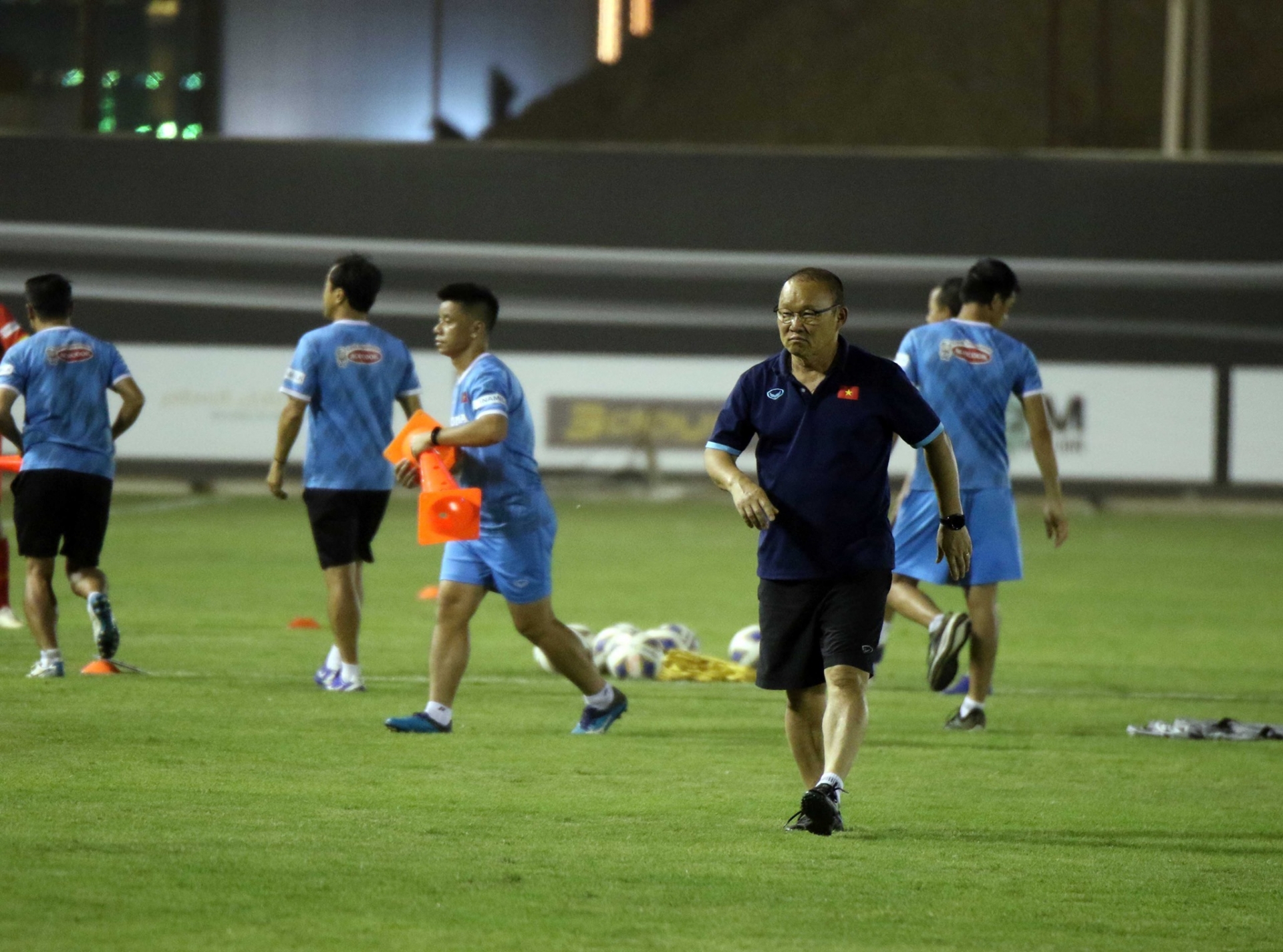 Vừa đặt chân đến Ả Rập Xê Út, ĐT Việt Nam đã gặp bất lợi cực lớn - Ảnh 2