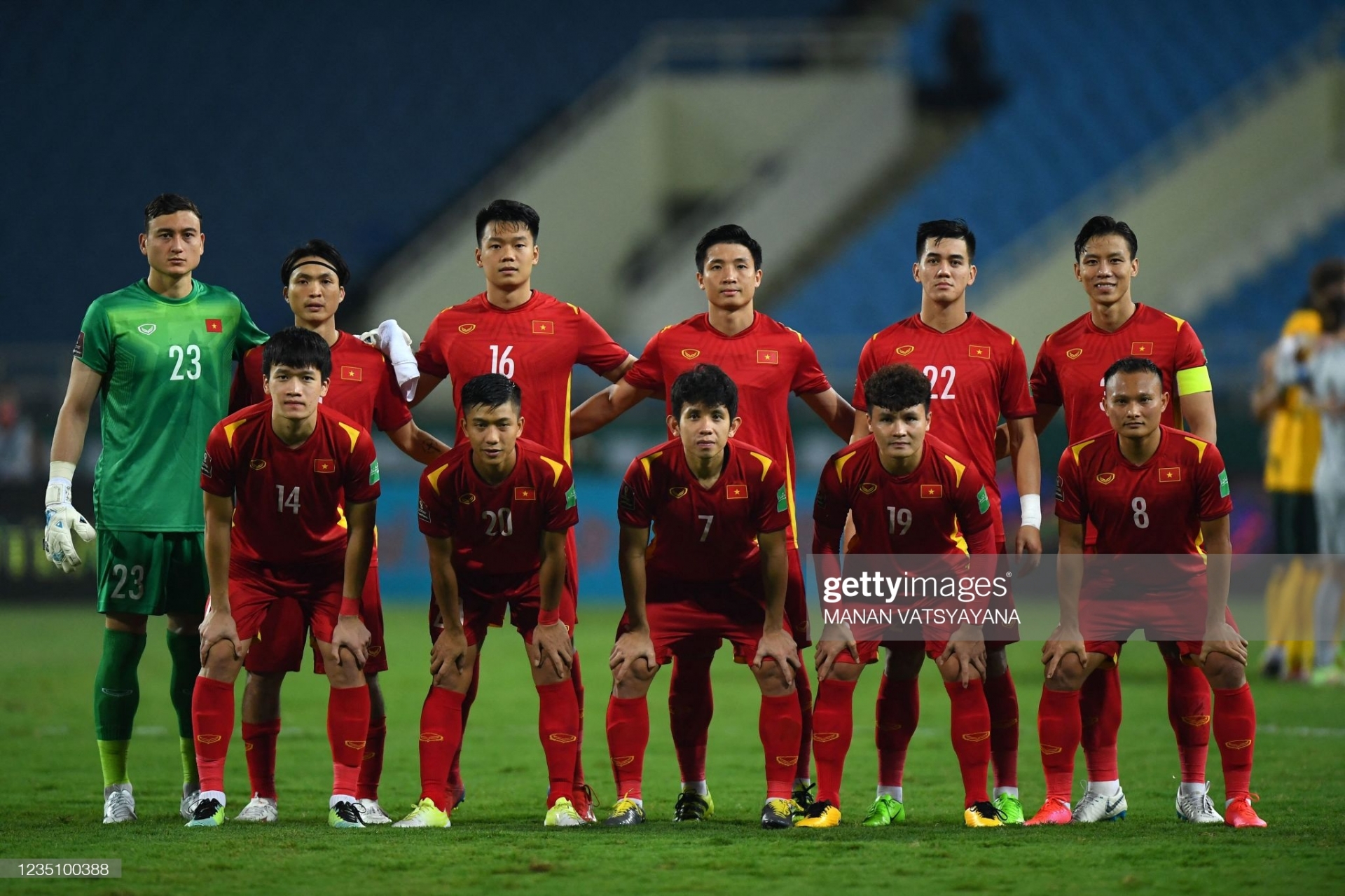 Bị CĐV chỉ trích về bàn thua đầu tiên, Đặng Văn Lâm có tâm sự giữa đêm khuya - Ảnh 3