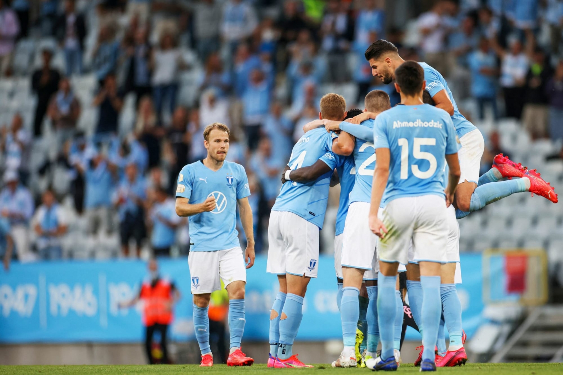 Nhận định Malmo vs Juventus, 02h00 ngày 15/09: Vòng bảng UEFA Champions League - Ảnh 2 Nhận định Malmo vs Juventus, 02h00 ngày 15/09: Vòng bảng UEFA Champions League - Ảnh 2
