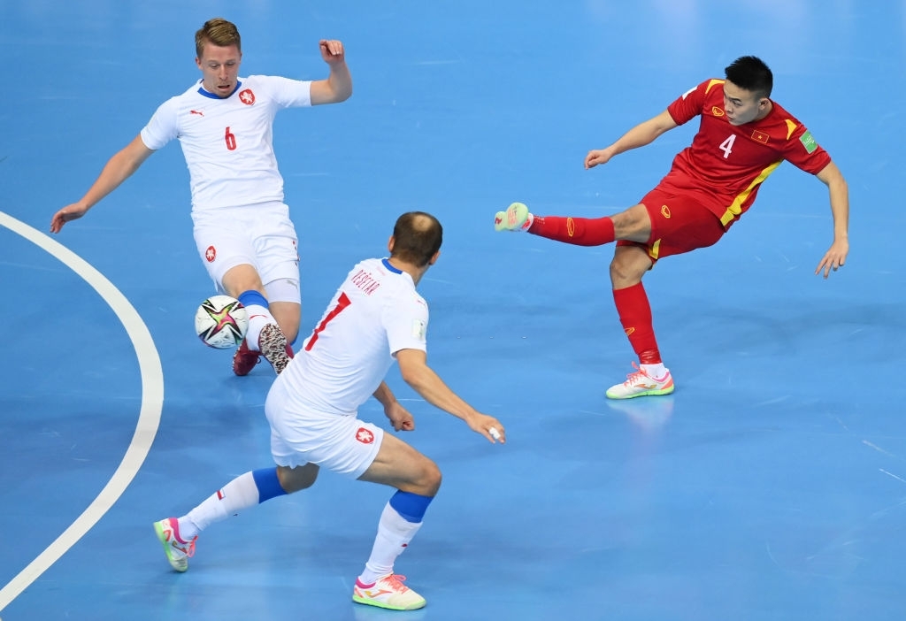 AFC ngỡ ngàng vì siêu phẩm của ĐT Việt Nam, tái hiện kì tích chưa từng có trên đấu trường World Cup - Ảnh 2 AFC ngỡ ngàng vì siêu phẩm của ĐT Việt Nam, tái hiện kì tích chưa từng có trên đấu trường World Cup - Ảnh 2