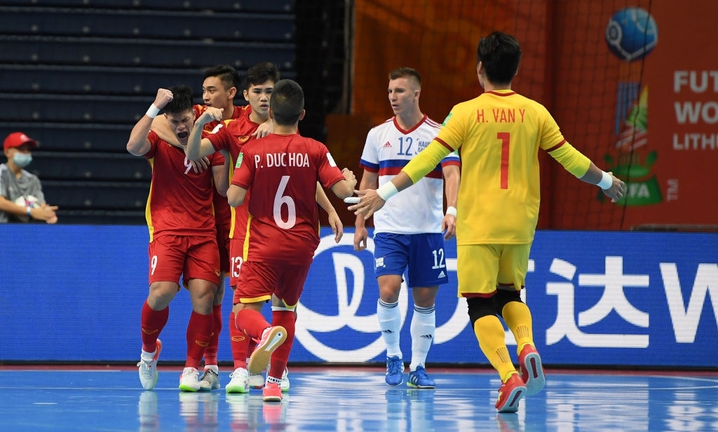 HLV futsal Việt Nam bất ngờ dương tính với Covid-19, tình hình sức khỏe hiện ra sao? - Ảnh 1 HLV futsal Việt Nam bất ngờ dương tính với Covid-19, tình hình sức khỏe hiện ra sao? - Ảnh 1