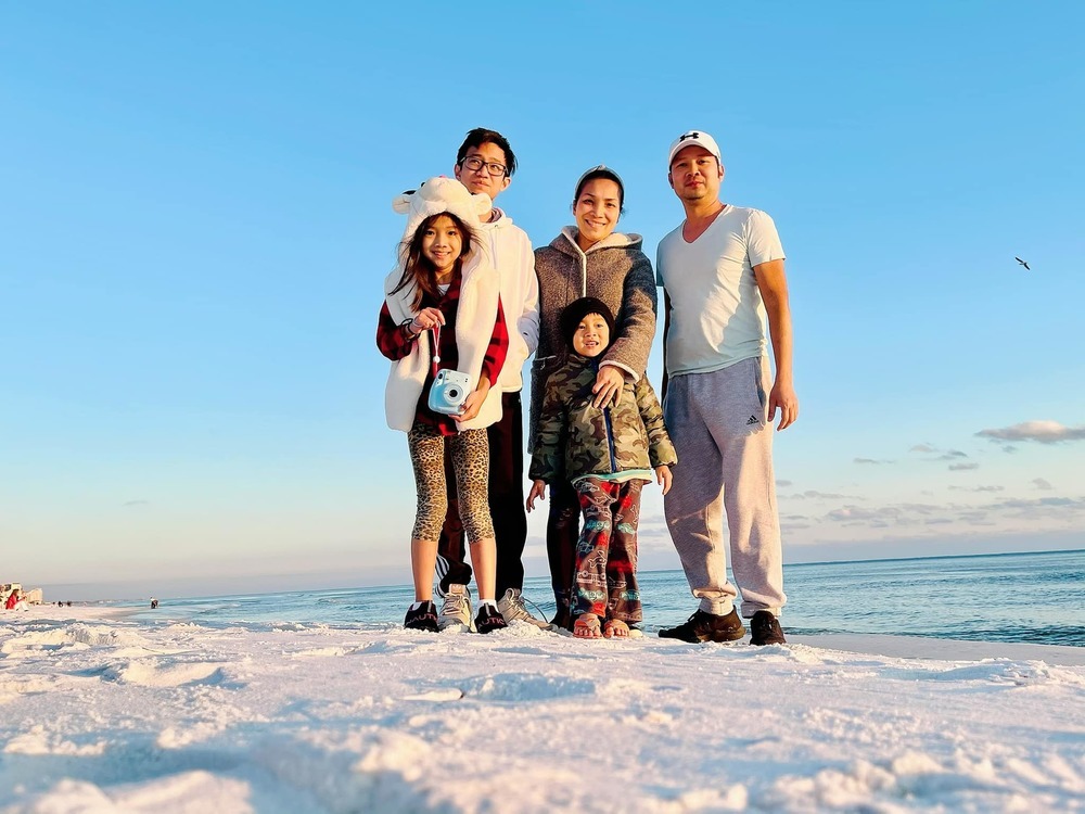 Tin giải trí hot nhất trưa 28/1: Lệ Quyên bênh vực tình trẻ, Quản lý Thiều Bảo Trâm hé lộ tin nhắn của Sơn Tùng và Hải Tú - Ảnh 2