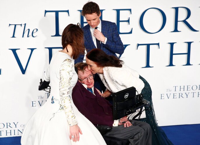 Felicity Jones, Eddie Redmayne. Stephen Hawking và Jane Wild. Ảnh: Pinterest