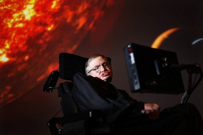 Stephen Hawking. Ảnh: Pinterest