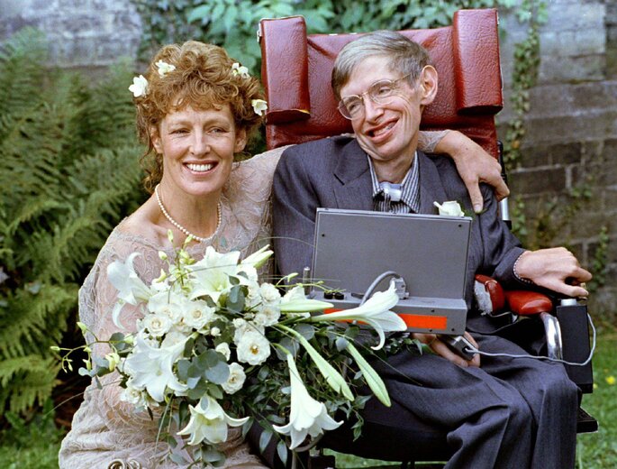Elaine Mason và Stephen Hawking tại lễ cưới của họ. Ảnh: Pinterest