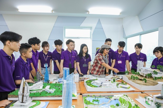 Sinh viên HUTECH tại một buổi học. Ảnh: HUTECH Sinh viên HUTECH tại một buổi học. Ảnh: HUTECH