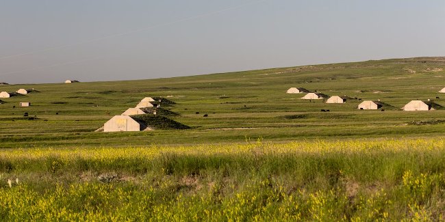 Bên trong 'boongke tận thế', nơi trú ẩn dành cho những người giàu nhất thế giới - Ảnh 1