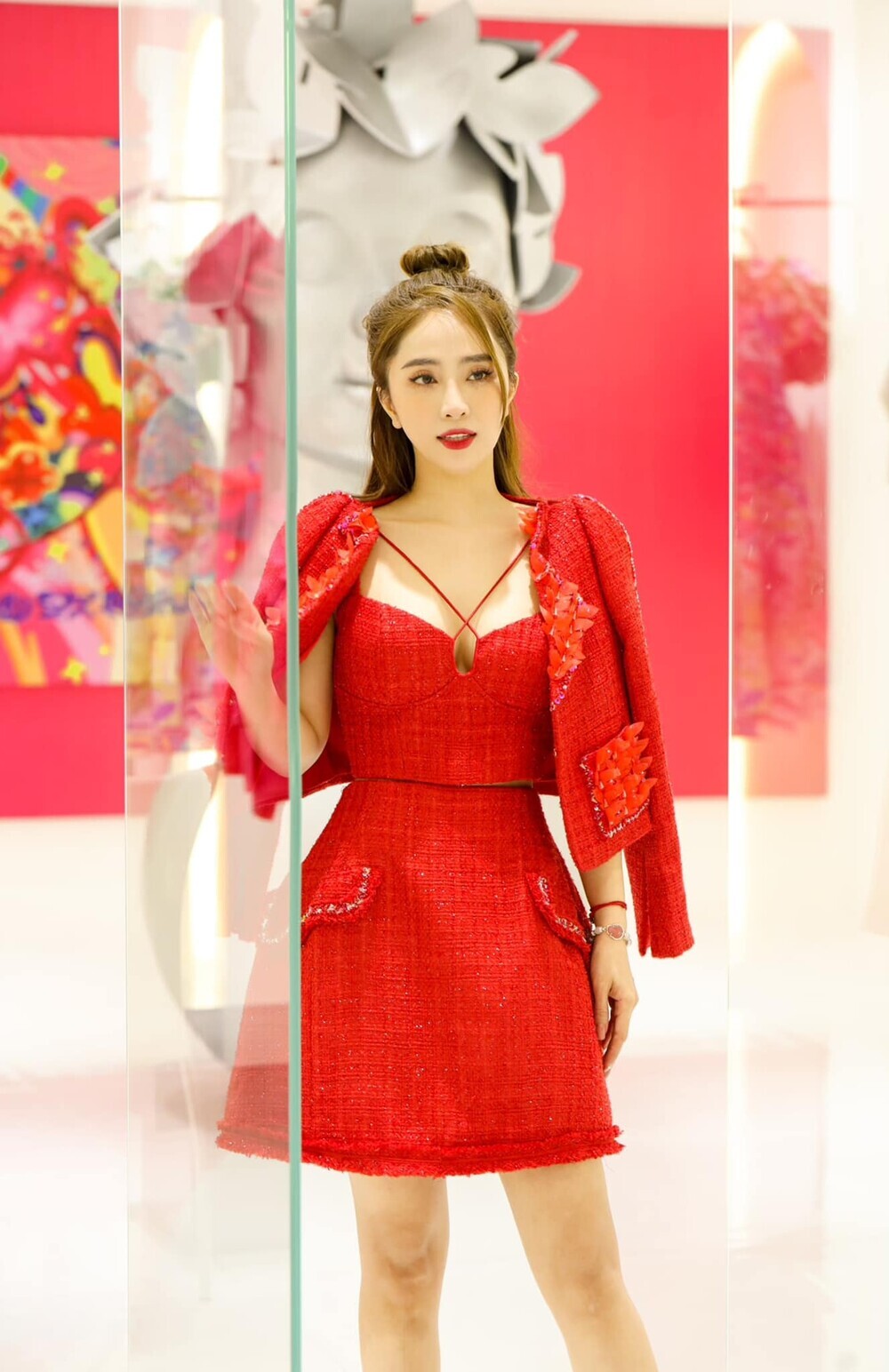 4 mỹ nhân Lynh Lee, Lương Thùy Linh, Văn Mai Hương, Quỳnh Nga đụng hàng, ai mới là số 1? - Ảnh 3