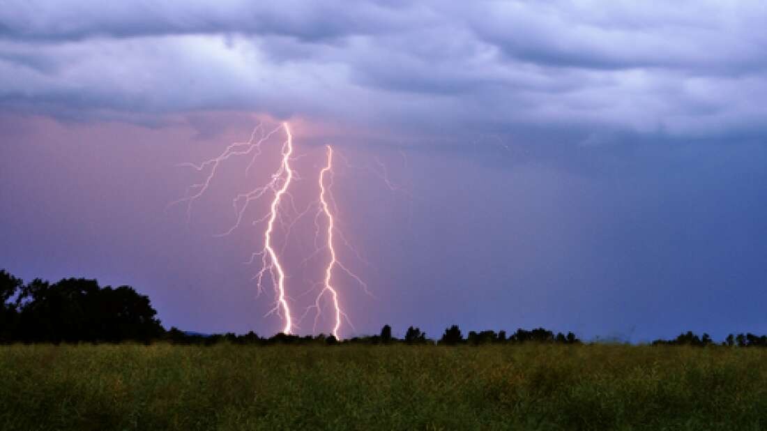 Những tia sét chính là thủ phạm gây ra đợt hen suyễn diện rộng tại Melbourne cách đây 5 năm. Ảnh: Iflscience