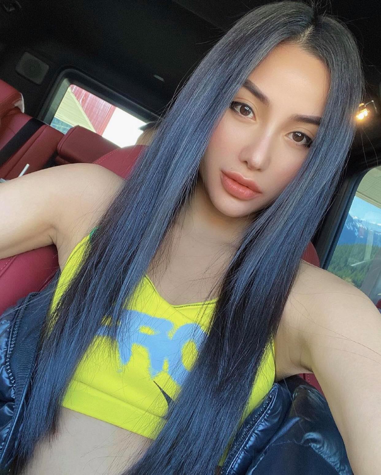 Chỉ qua một bức ảnh, Meo Meo tái khẳng định độ giàu sang số 1 trong làng hot girl - Ảnh 2 Chỉ qua một bức ảnh, Meo Meo tái khẳng định độ giàu sang số 1 trong làng hot girl - Ảnh 2