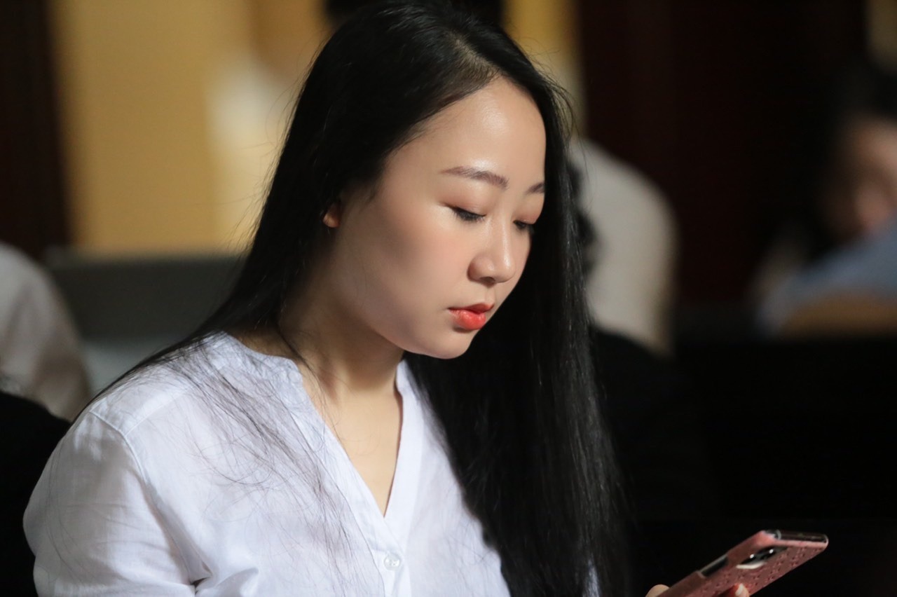 Nữ tiếp viên hàng không Nguyễn Thị Bích Hường đã bị thương tật vĩnh viễn 79%. Ảnh: Thanh niên