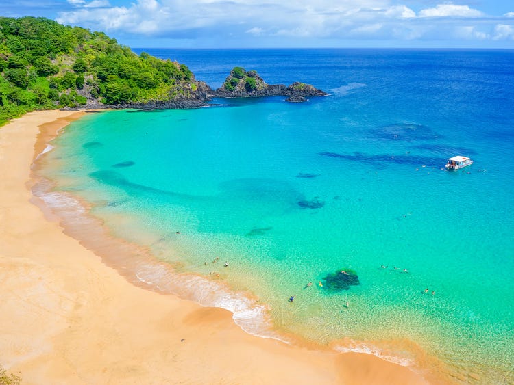 11 bãi biển hoang sơ khiến những du khách khó tính nhẫn cũng phải hài lòng