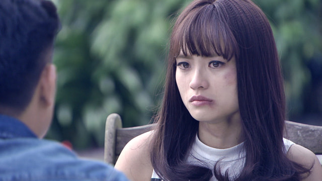 Thúy An vai Hương phố trong 'Người phán xử'. Cô nàng cũng từng thủ vai Ly 'cave' trong 'Những cô gái trong thành phố'. Khán giả nhận định Thúy An đóng cave hay tiểu tam đều rất ổn.