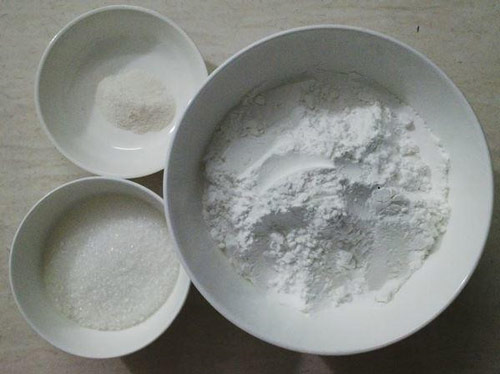 Nguyên liệu làm trân châu trắng. Nguyên liệu làm trân châu trắng.