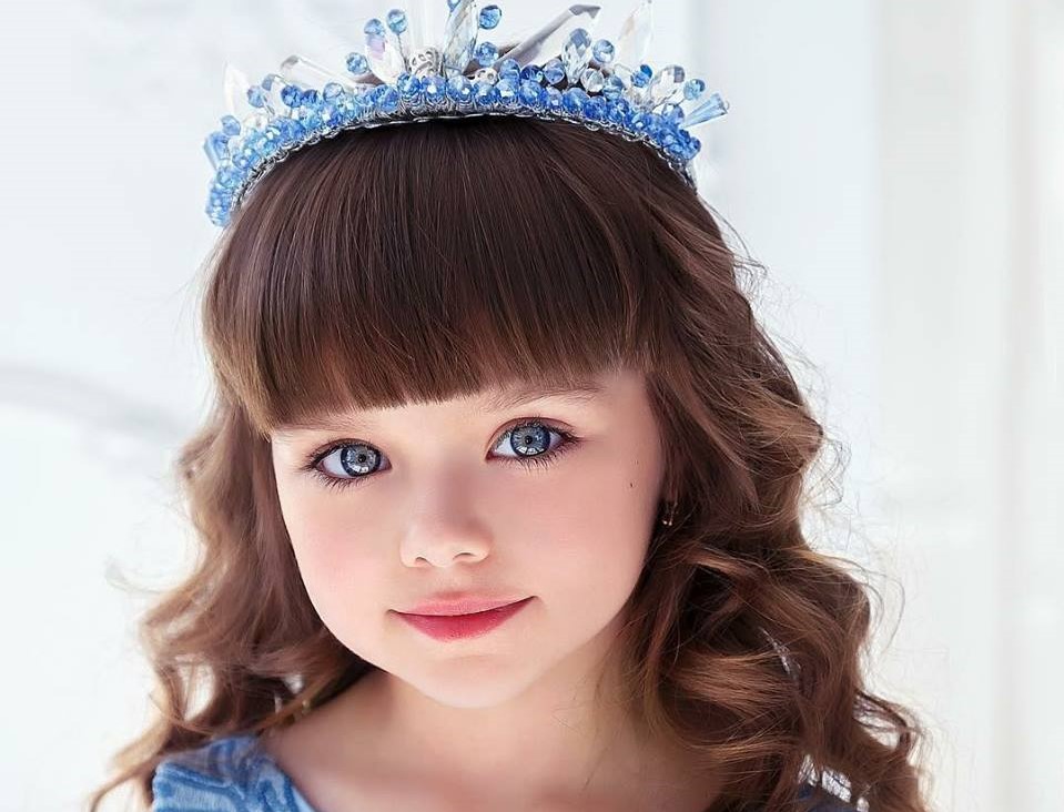 10 em bé đẹp nhất thế giới khiến dân tình 'xỉu up xỉu down' 10 em bé đẹp nhất thế giới khiến dân tình 'xỉu up xỉu down'