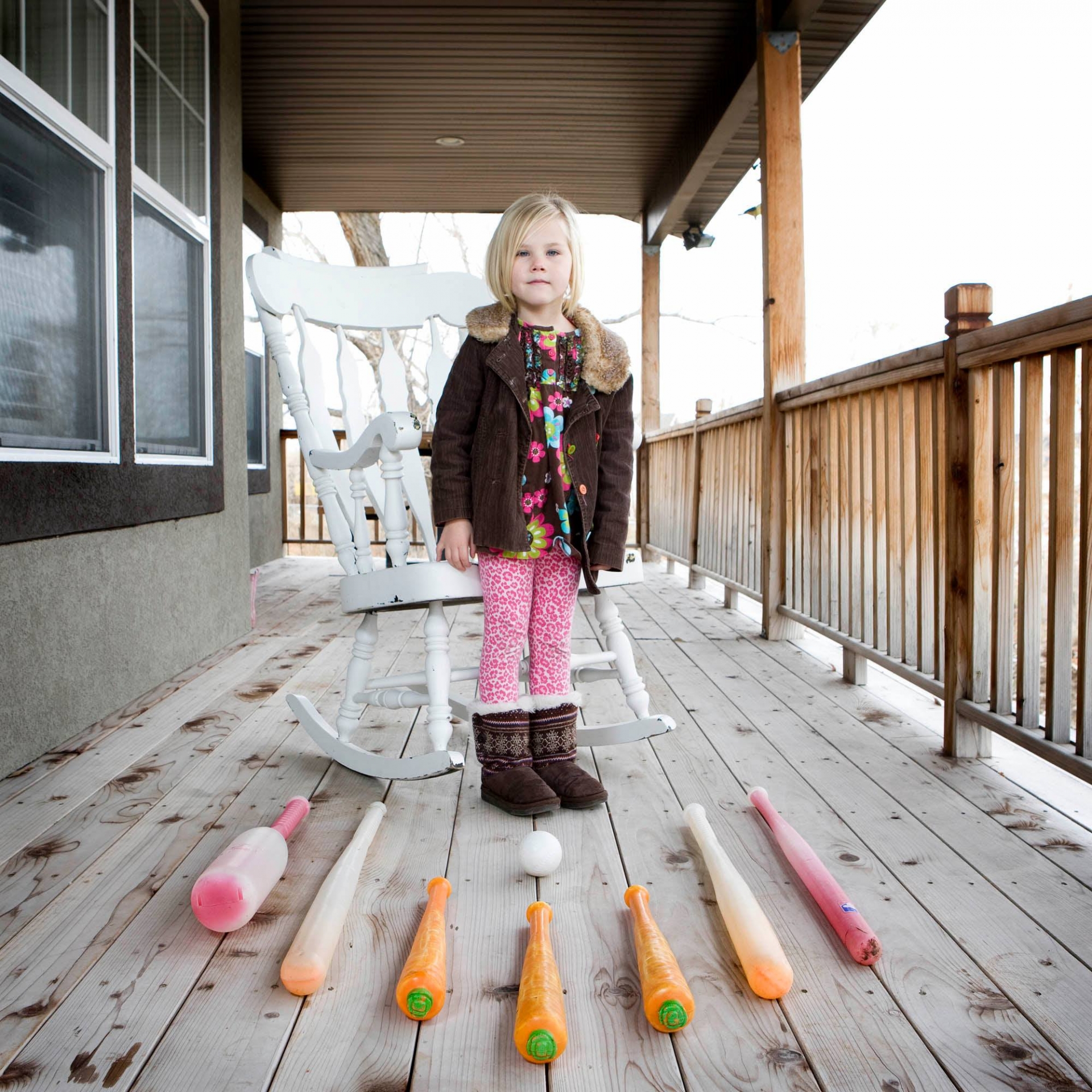 Virginia, 5 tuổi, Utah,Mỹ. Cô bé cá tính rất đam mê bóng chày.