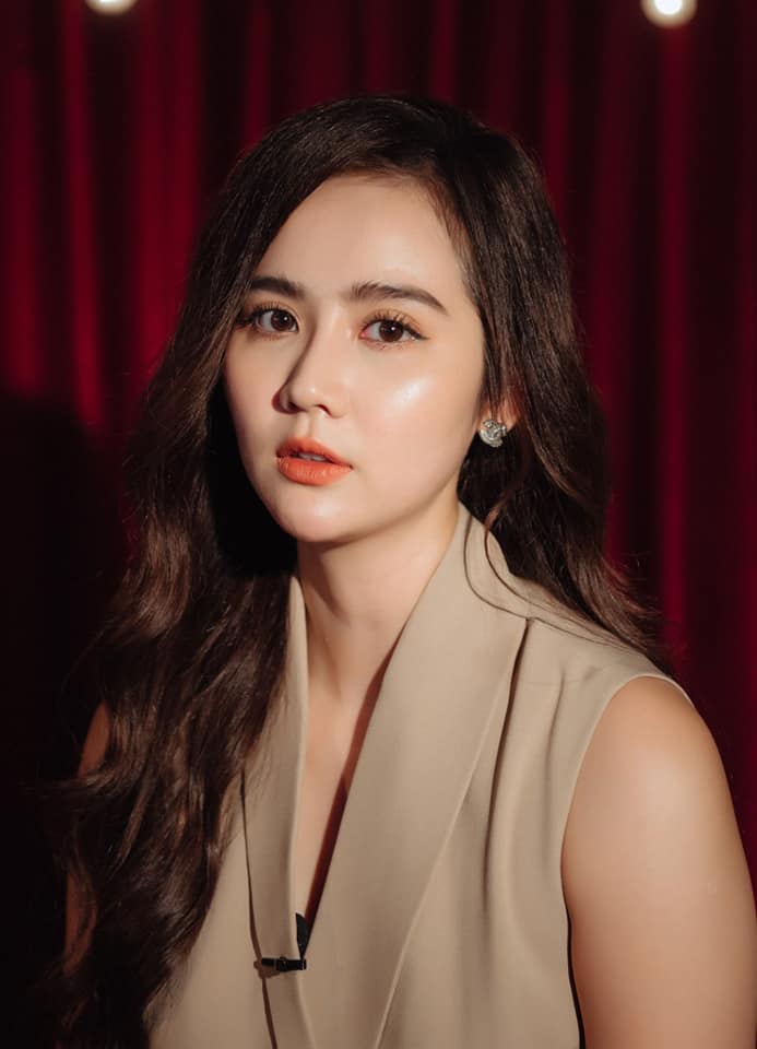 Người đẹp sinh năm 1990 gây ấn tượng với vai San - Lời thú nhận của Eva; Châu - Chạy trốn thanh xuân, Linh - Trái tim có nắng. Cô có ngoại hình đẹp, diễn xuất tốt và chất giọng rất đặc trưng.